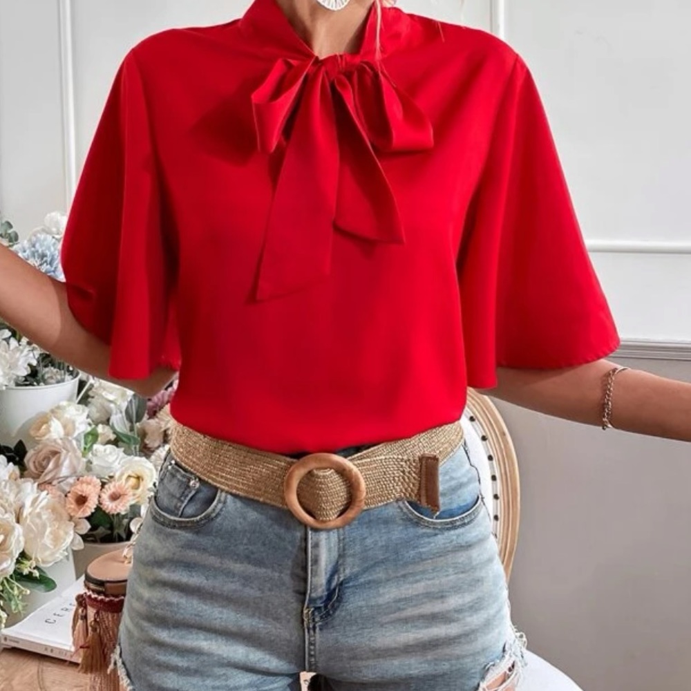 Red tie neck flounce sleeve blouse - Picture 5 of 6